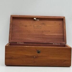 Vintage Lane Cedar Chest Keepsake Box Daniels 360 East Furniture Richmond VA 9in